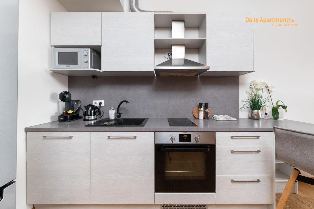 Luxury Suites - Rotermann By Rikas Hotels تالين المظهر الخارجي الصورة